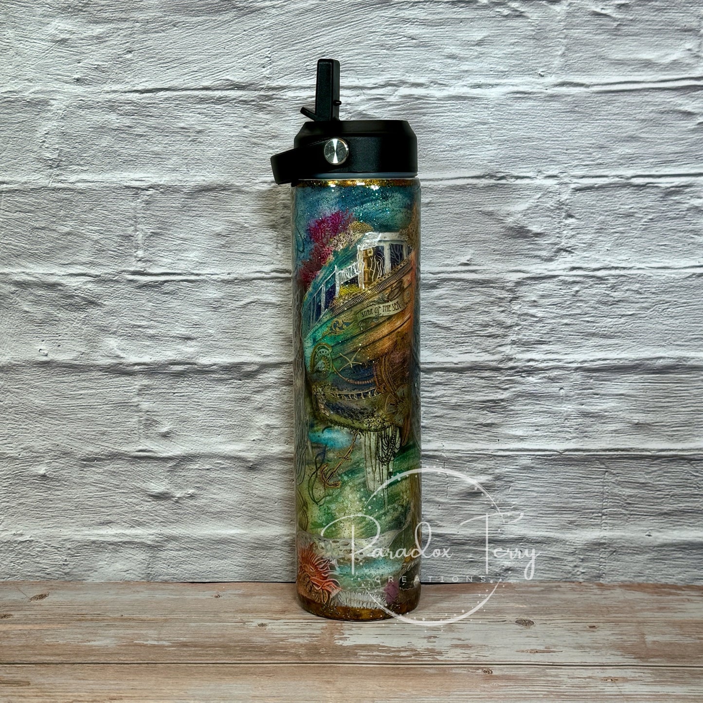 30 oz. Sunken Ship Fantasy Underwater Sea Collection